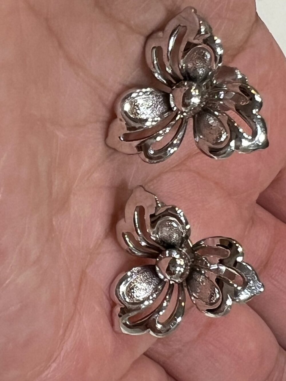 “Vintage Forstner Sterling Silver Bow Flower Screw Back Earrings Signed”